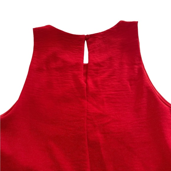 Gilli Red Sleeveless Scoop Neck Keyhole Back Shift Dress Size M - Picture 3 of 9